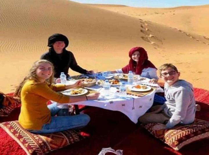 Merzouga Top Luxury Camp Buitenkant foto